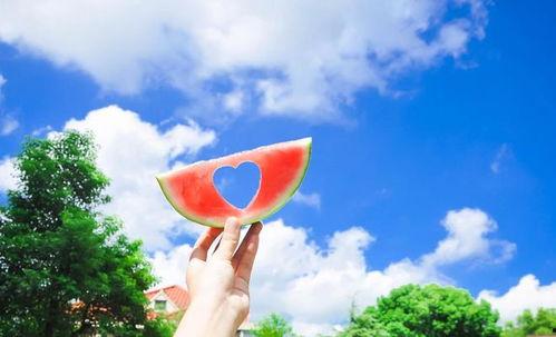 娱乐吃瓜背景图图文,揭秘吃瓜群众的狂欢盛宴
