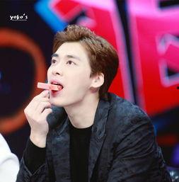 娱乐圈吃瓜小蜜蜂,揭秘明星幕后故事，带你吃遍瓜界盛宴